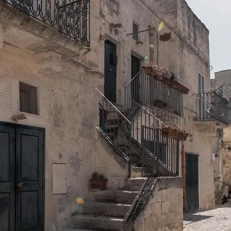 Il Vicinato, Casa Immersa Nel Cuore Dei Sassi Frühstückspension Matera